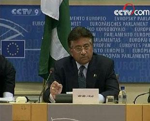 Pakistani&nbsp;President&nbsp;Pervez&nbsp;Musharraf&nbsp;is&nbsp;touring&nbsp;Europe&nbsp;to&nbsp;improve&nbsp;his&nbsp;country's&nbsp;status&nbsp;and&nbsp;explain&nbsp;misunderstandings&nbsp;to&nbsp;European&nbsp;countries.&nbsp;(CCTV.com)