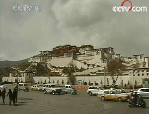 After three days of riots, the city of Lhasa is returning to normal with people starting to come out on the streets again. 