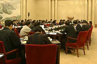 Members&nbsp;attending&nbsp;the&nbsp;second&nbsp;session&nbsp;of&nbsp;the&nbsp;Standing&nbsp;Committee&nbsp;of&nbsp;the&nbsp;11th&nbsp;National&nbsp;People's&nbsp;Congress&nbsp;have&nbsp;been&nbsp;discussing&nbsp;the&nbsp;draft&nbsp;amendment&nbsp;to&nbsp;the&nbsp;Law&nbsp;for&nbsp;the&nbsp;Protection&nbsp;of&nbsp;Disabled&nbsp;Persons.