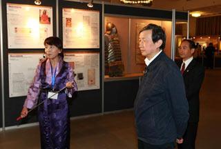Chinese State Councilor Ma Kai (1st R Front) visits a large-scale theme exhibition, "Tibet, the Past and the Present", in Beijing, China, on April 30, 2008.  (Xinhua Photo)