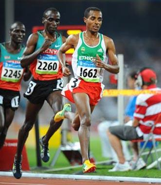 Kenenisa&nbsp;Bekele&nbsp;(R)&nbsp;of&nbsp;Ethiopia&nbsp;competes&nbsp;during&nbsp;the&nbsp;men's&nbsp;5,000m&nbsp;final&nbsp;at&nbsp;the&nbsp;National&nbsp;Stadium,&nbsp;also&nbsp;known&nbsp;as&nbsp;the&nbsp;Bird's&nbsp;Nest,&nbsp;during&nbsp;Beijing&nbsp;2008&nbsp;Olympic&nbsp;Games&nbsp;in&nbsp;Beijing,&nbsp;China,&nbsp;Aug.&nbsp;23,&nbsp;2008.&nbsp;Kenenisa&nbsp;Bekele&nbsp;won&nbsp;the&nbsp;title&nbsp;and&nbsp;set&nbsp;a&nbsp;new&nbsp;Olympic&nbsp;record.(Xinhua&nbsp;Photo)