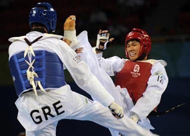 Cha&nbsp;Dongmin&nbsp;(R)&nbsp;of&nbsp;South&nbsp;Korea&nbsp;fights&nbsp;against&nbsp;Alexandros&nbsp;Nikolaidis&nbsp;of&nbsp;Greece&nbsp;during&nbsp;the&nbsp;Taekwondo&nbsp;men&nbsp;+80kg&nbsp;gold&nbsp;medal&nbsp;match&nbsp;at&nbsp;the&nbsp;Beijing&nbsp;Olympic&nbsp;Games&nbsp;in&nbsp;Beijing,&nbsp;China,&nbsp;Aug.&nbsp;23,&nbsp;2008.&nbsp;Cha&nbsp;Dongmin&nbsp;defeaded&nbsp;Alexandros&nbsp;Nikolaidis&nbsp;and&nbsp;won&nbsp;the&nbsp;gold.(Xinhua&nbsp;Photo)