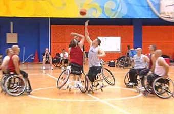 Anderson&nbsp;and&nbsp;his&nbsp;Canadian&nbsp;Wheelchair&nbsp;Basketball&nbsp;team.