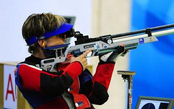 Veronika&nbsp;Vadovicova&nbsp;of&nbsp;Slovakia&nbsp;competes&nbsp;at&nbsp;the&nbsp;women's&nbsp;R2-10m&nbsp;air&nbsp;rifle&nbsp;standing&nbsp;SH1&nbsp;final&nbsp;of&nbsp;shooting&nbsp;event&nbsp;in&nbsp;Beijing&nbsp;2008&nbsp;Paralympic&nbsp;Games&nbsp;in&nbsp;Beijing,&nbsp;Sept.&nbsp;7,&nbsp;2008.&nbsp;Veronika&nbsp;Vadovicova&nbsp;got&nbsp;a&nbsp;total&nbsp;score&nbsp;of&nbsp;494.8&nbsp;and&nbsp;won&nbsp;the&nbsp;first&nbsp;gold&nbsp;medal&nbsp;of&nbsp;Beijing&nbsp;2008&nbsp;Paralympic&nbsp;Games.(Xinhua&nbsp;Photo)