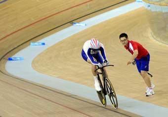 Simon&nbsp;Richardson&nbsp;competes&nbsp;in&nbsp;the&nbsp;final.[Xinhua]