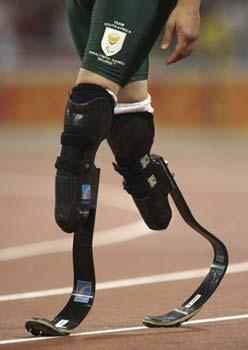 The&nbsp;prosthetic&nbsp;legs&nbsp;of&nbsp;South&nbsp;Africa's&nbsp;Oscar&nbsp;Pistorius&nbsp;can&nbsp;be&nbsp;seen&nbsp;after&nbsp;he&nbsp;ran&nbsp;his&nbsp;heat&nbsp;of&nbsp;the&nbsp;Men's&nbsp;100M&nbsp;T44&nbsp;at&nbsp;the&nbsp;National&nbsp;Stadium,&nbsp;also&nbsp;known&nbsp;as&nbsp;the&nbsp;Bird's&nbsp;Nest,&nbsp;during&nbsp;the&nbsp;Paralympics&nbsp;in&nbsp;Beijing&nbsp;September&nbsp;8,&nbsp;2008.&nbsp;[Agencies]