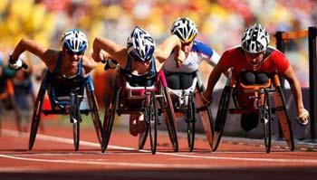 Amanda&nbsp;Mcgrory&nbsp;(L2)&nbsp;of&nbsp;the&nbsp;United&nbsp;States&nbsp;and&nbsp;Diane&nbsp;Roy&nbsp;(R)&nbsp;of&nbsp;Canada&nbsp;compete&nbsp;during&nbsp;the&nbsp;women's&nbsp;5000m-T54&nbsp;final&nbsp;at&nbsp;the&nbsp;National&nbsp;Stadium，also&nbsp;known&nbsp;as&nbsp;the&nbsp;Bird's&nbsp;Nest，during&nbsp;the&nbsp;Beijing&nbsp;2008&nbsp;Paralympic&nbsp;Games&nbsp;in&nbsp;Beijing,&nbsp;China,&nbsp;Sept.&nbsp;12,&nbsp;2008.&nbsp;Amanda&nbsp;Mcgrory&nbsp;claimed&nbsp;the&nbsp;title&nbsp;with&nbsp;12&nbsp;min&nbsp;29.07&nbsp;secs.&nbsp;Diane&nbsp;Roy&nbsp;got&nbsp;the&nbsp;silver.&nbsp;(Xinhua&nbsp;Photo)