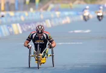 Ernst&nbsp;van&nbsp;Dyk&nbsp;of&nbsp;South&nbsp;Africa&nbsp;wins&nbsp;the&nbsp;gold&nbsp;medal&nbsp;in&nbsp;the&nbsp;Men's&nbsp;Individual&nbsp;Road&nbsp;Race&nbsp;HC&nbsp;C.