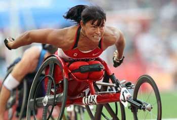 Chantal&nbsp;Petitclerc&nbsp;competes.