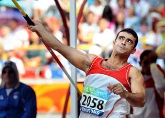 Faouzi&nbsp;Rzig&nbsp;competes.[Xinhua]