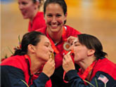  U.S. defeats Germany to lift women&acute;s wheelchair basketball gold