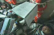 Shenzhou-7 under zero gravity condition