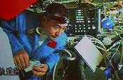 Chinese trio´s first day of space adventure