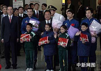 The delegation including Shenzhou 7 mission's three astronauts and a number of scientists arrived in Hong Kong on Friday morning.