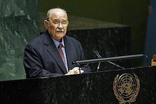 This&nbsp;image&nbsp;provided&nbsp;by&nbsp;the&nbsp;United&nbsp;Nations,&nbsp;shows&nbsp;Miguel&nbsp;D'Escoto&nbsp;Brockmann,&nbsp;president-elect&nbsp;of&nbsp;the&nbsp;63rd&nbsp;Session&nbsp;of&nbsp;the&nbsp;UN&nbsp;General&nbsp;Assembly,&nbsp;speaking&nbsp;to&nbsp;the&nbsp;GA&nbsp;in&nbsp;June&nbsp;2008&nbsp;at&nbsp;UN&nbsp;headquarters&nbsp;in&nbsp;New&nbsp;York.&nbsp;(AFP/UN/File/Eskinder&nbsp;Debebe)