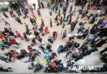 As the Spring Festival draws near, China has improved its ticket selling system as the country prepares for the travel rush. 