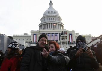 Dan and Nancy Herriman of Michigan take a self portrait before the start of the inauguration ceremony of President-elect Barack Obama as the 44th President of the United States in Washington January 20, 2009. [Agencies]