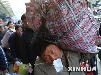 Each year's Spring Festival sees an exodus of migrant workers moving from the richer southern coastal areas to their hometowns in poorer central and western regions.
