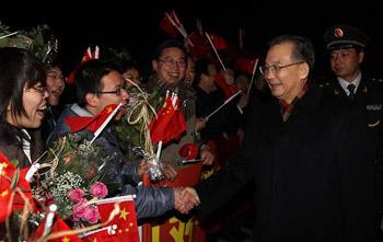 Chinese&nbsp;Premier&nbsp;Wen&nbsp;Jiabao&nbsp;is&nbsp;in&nbsp;Brussels&nbsp;for&nbsp;an&nbsp;official&nbsp;visit&nbsp;to&nbsp;the&nbsp;European&nbsp;Union&nbsp;headquarters.&nbsp;