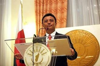 Madagascar&nbsp;President&nbsp;Marc&nbsp;Ravalomanana&nbsp;speaks&nbsp;during&nbsp;a&nbsp;press&nbsp;conference&nbsp;at&nbsp;the&nbsp;Presidential&nbsp;Palace&nbsp;in&nbsp;Antananarivo,&nbsp;Madagascar.&nbsp;(AFP/Richard&nbsp;Bouhet)