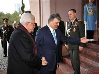 ANKARA,&nbsp;TURKEY&nbsp;-&nbsp;FEBRUARY&nbsp;7:&nbsp;In&nbsp;this&nbsp;handout&nbsp;image&nbsp;provided&nbsp;by&nbsp;the&nbsp;Palestinian&nbsp;Press&nbsp;Office&nbsp;(PPO),&nbsp;Palestinian&nbsp;Leader&nbsp;Mahmoud&nbsp;Abbas&nbsp;meets&nbsp;with&nbsp;Turkish&nbsp;President&nbsp;Abdullah&nbsp;Gul&nbsp;(R)&nbsp;February&nbsp;7,&nbsp;2009&nbsp;in&nbsp;Ankara,&nbsp;Turkey.&nbsp;The&nbsp;two&nbsp;leaders&nbsp;met&nbsp;to&nbsp;talk&nbsp;about&nbsp;ongoing&nbsp;tensions&nbsp;in&nbsp;the&nbsp;region.&nbsp;(Getty&nbsp;Images)