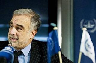 International&nbsp;Criminal&nbsp;Court&nbsp;(ICC)&nbsp;chief&nbsp;prosecutor&nbsp;Luis&nbsp;Moreno-Ocampo&nbsp;gives&nbsp;a&nbsp;press&nbsp;conference&nbsp;in&nbsp;The&nbsp;Hague&nbsp;after&nbsp;the&nbsp;court&nbsp;announced&nbsp;it&nbsp;was&nbsp;seeking&nbsp;the&nbsp;arrest&nbsp;of&nbsp;Sudanese&nbsp;President&nbsp;Omar&nbsp;al-Beshir&nbsp;for&nbsp;war&nbsp;crimes&nbsp;in&nbsp;Darfur,&nbsp;issuing&nbsp;the&nbsp;first&nbsp;ever&nbsp;warrant&nbsp;against&nbsp;a&nbsp;sitting&nbsp;head&nbsp;of&nbsp;state.(AFP/ANP/Valerie&nbsp;Kuypers)