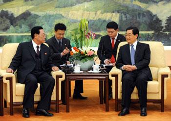 Chinese&nbsp;President&nbsp;Hu&nbsp;Jintao&nbsp;(R&nbsp;Front)&nbsp;meets&nbsp;with&nbsp;Premier&nbsp;of&nbsp;the&nbsp;Democratic&nbsp;People's&nbsp;Republic&nbsp;of&nbsp;Korea&nbsp;(DPRK)&nbsp;Kim&nbsp;Yong&nbsp;Il&nbsp;(L&nbsp;Front)&nbsp;at&nbsp;the&nbsp;Great&nbsp;Hall&nbsp;of&nbsp;the&nbsp;People&nbsp;in&nbsp;Beijing,&nbsp;capital&nbsp;of&nbsp;China,&nbsp;March&nbsp;19,&nbsp;2009.&nbsp;(Xinhua/Ma&nbsp;Zhancheng)