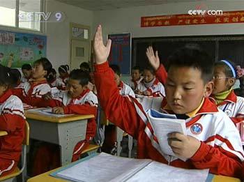 In the western suburbs of Lhasa is a big family of more than 100 orphans and disabled children. This is the Tibet Autonomous Region Orphanage. 