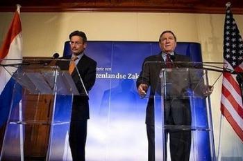 Dutch foreign minister Maxime Verhagen (L) and US special envoy for Afghanistan and Pakistan, Richard Holbrooke, give a joint press conference in The Hague, following a meeting prior to a UN conference for Afghanistanon due to start tomorrow. An international conference on Afghanistan to be held this week is a sign the world is still interested in the country.(AFP/ANP/Valerie Kuypers)