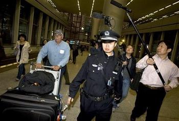 US&nbsp;monitors&nbsp;of&nbsp;the&nbsp;Democratic&nbsp;People's&nbsp;Republic&nbsp;of&nbsp;Korea's&nbsp;nuclear&nbsp;programme&nbsp;have&nbsp;pulled&nbsp;out&nbsp;of&nbsp;the&nbsp;country.