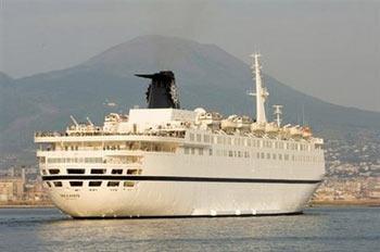 An&nbsp;undated&nbsp;photo&nbsp;from&nbsp;the&nbsp;MSC&nbsp;Kreuzfahrten&nbsp;GmbH&nbsp;shows&nbsp;the&nbsp;Italian&nbsp;cruise&nbsp;ship&nbsp;Melody.&nbsp;The&nbsp;captain&nbsp;of&nbsp;the&nbsp;cruise&nbsp;ship&nbsp;carrying&nbsp;more&nbsp;than&nbsp;1,500&nbsp;people&nbsp;whose&nbsp;Israeli&nbsp;security&nbsp;guards&nbsp;fought&nbsp;off&nbsp;marauding&nbsp;Somali&nbsp;pirates&nbsp;said&nbsp;Sunday&nbsp;the&nbsp;attack&nbsp;had&nbsp;felt&nbsp;like&nbsp;"war".(AFP/HO/File/Msc&nbsp;Kreuzfahrten&nbsp;Gmbh)&nbsp;