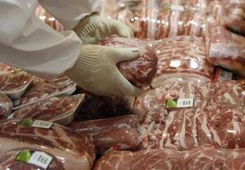 Fear over the safety of pork is costing producers and processors in the US 2.5 million dollars a day.