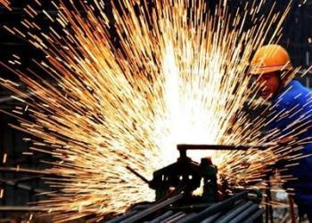 The&nbsp;government&nbsp;will&nbsp;support&nbsp;the&nbsp;restructuring&nbsp;and&nbsp;innovation&nbsp;of&nbsp;the&nbsp;steel&nbsp;and&nbsp;oil&nbsp;industries,&nbsp;as&nbsp;well&nbsp;as&nbsp;textiles&nbsp;and&nbsp;food.&nbsp;