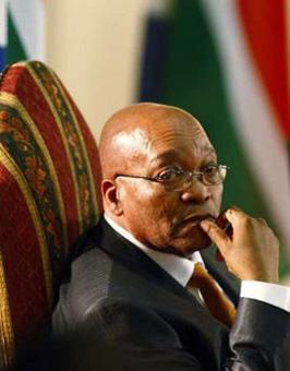 South&nbsp;Africa's&nbsp;President&nbsp;Jacob&nbsp;Zuma&nbsp;looks&nbsp;on&nbsp;during&nbsp;the&nbsp;swearing&nbsp;in&nbsp;of&nbsp;his&nbsp;new&nbsp;cabinet&nbsp;at&nbsp;the&nbsp;presidential&nbsp;guest&nbsp;house&nbsp;in&nbsp;Pretoria,&nbsp;May&nbsp;11,&nbsp;2009.&nbsp;REUTERS/Siphiwe&nbsp;Sibeko