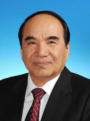 Abdul'ahat Abdulrixit (Uygur) is elected vice-chairman of the 11th National Committee of the Chinese People's Political Consultative Conference (CPPCC) at the fourth plenary meeting of the First Session of the 11th CPPCC National Committee in Beijing, capital of China, March 13, 2008. (Xinhua Photo)
