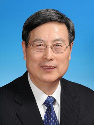 Huang Mengfu is elected vice-chairman of the 11th National Committee of the Chinese People's Political Consultative Conference (CPPCC) at the fourth plenary meeting of the First Session of the 11th CPPCC National Committee in Beijing, capital of China, March 13, 2008.(Xinhua Photo)