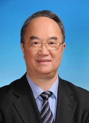 Sang Guowei is elected vice-chairman of the 11th National People's Congress (NPC) Standing Committee during the fifth plenary meeting of the First Session of the 11th National People's Congress (NPC) in Beijing, capital of China, March 15, 2008.(Xinhua Photo)