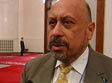 Foreign diplomats take great interest in NPC meetings