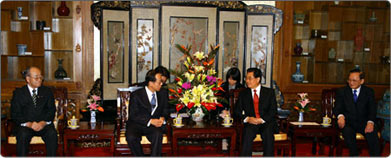 Japanese PM ends "spring herald" China tour