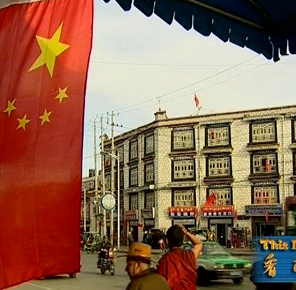 <a></a><a></a><font color=blue><strong>Full Video: </strong></font><a href=http://xizang.cctv.cn/20090324/112163.shtml target=_blank><font color=blue><em>500K,</em></font></a> <a href=http://xizang.cctv.cn/20090324/112159.shtml target=_blank><font color=blue><em>700K</em></font></a><br><font color=blue><strong>Download: </strong></font><a href=http://xizang.v.cctv.cn/2009/03/xizang_null_20090324_19_wmv700.wmv><font color=blue><em>700K,</em></font></a> <a href=http://xizang.v.cctv.cn/2009/03/xizang_null_20090324_19_wmv2M.wmv><font color=blue><em>2M</em></font></a><br>