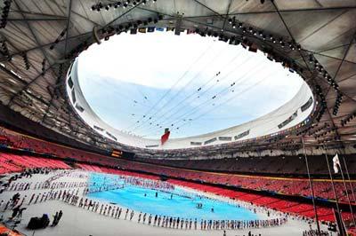 Artists&nbsp;perform&nbsp;ahead&nbsp;of&nbsp;the&nbsp;Beijing&nbsp;2008&nbsp;Olympic&nbsp;Games&nbsp;closing&nbsp;ceremony&nbsp;in&nbsp;the&nbsp;National&nbsp;Stadium,&nbsp;or&nbsp;the&nbsp;Bird's&nbsp;Nest,&nbsp;in&nbsp;Beijing,&nbsp;capital&nbsp;of&nbsp;China,&nbsp;Aug.&nbsp;24,&nbsp;2008.&nbsp;The&nbsp;closing&nbsp;ceremony&nbsp;of&nbsp;the&nbsp;Beijing&nbsp;Olympics&nbsp;will&nbsp;begin&nbsp;at&nbsp;8&nbsp;p.m.&nbsp;sharp&nbsp;here&nbsp;on&nbsp;Sunday.&nbsp;(Xinhua/Yang&nbsp;Lei)&nbsp;