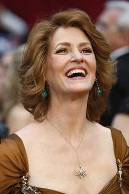 Actress&nbsp;Melissa&nbsp;Leo,&nbsp;nominated&nbsp;for&nbsp;Best&nbsp;Actress&nbsp;for&nbsp;"Frozen&nbsp;River"&nbsp;arrives&nbsp;at&nbsp;the&nbsp;81st&nbsp;Academy&nbsp;Awards&nbsp;in&nbsp;Hollywood,&nbsp;California&nbsp;Feb.&nbsp;22,&nbsp;2009.(Xinhua/Reuters&nbsp;Photo)
