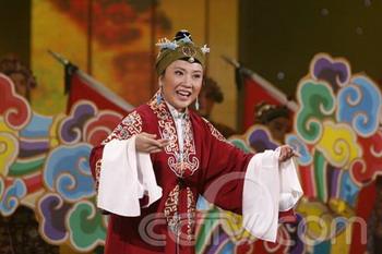 Flowers&nbsp;blooming&nbsp;in&nbsp;the&nbsp;opera&nbsp;garden.&nbsp;(CCTV.com)