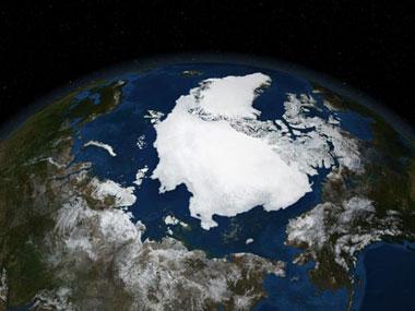 A NASA satellite image from September 21, 2005 and released on September 21, 2007 shows Arctic summer sea ice coverage in 2005.(Xinhua/Reuters File Photo)